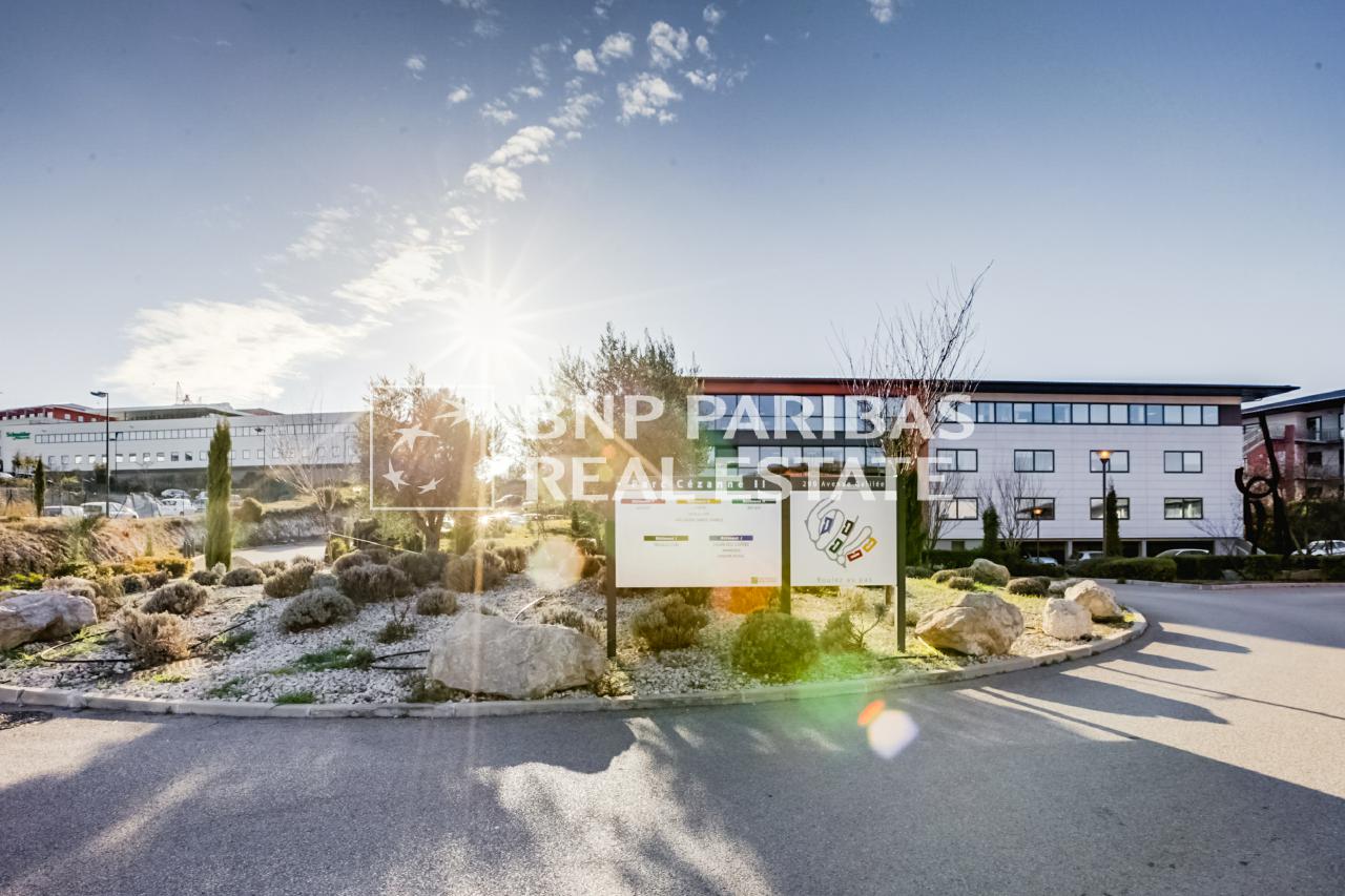 Bureau Aix-en-Provence 377m² Location bureau Aix-en-Provence Bouches-du-Rhône OLBUR2115061 2